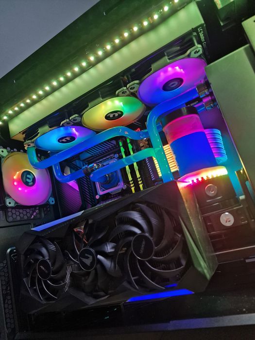 ASUS ROG Helios WiFi/Bluetooth | Intel i9-10900KF | 32GB | RTX 3070 Ti