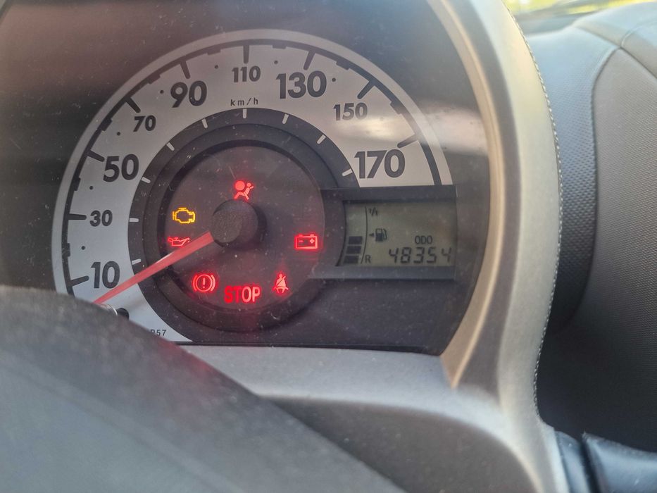 Peugeot 107 - como novo