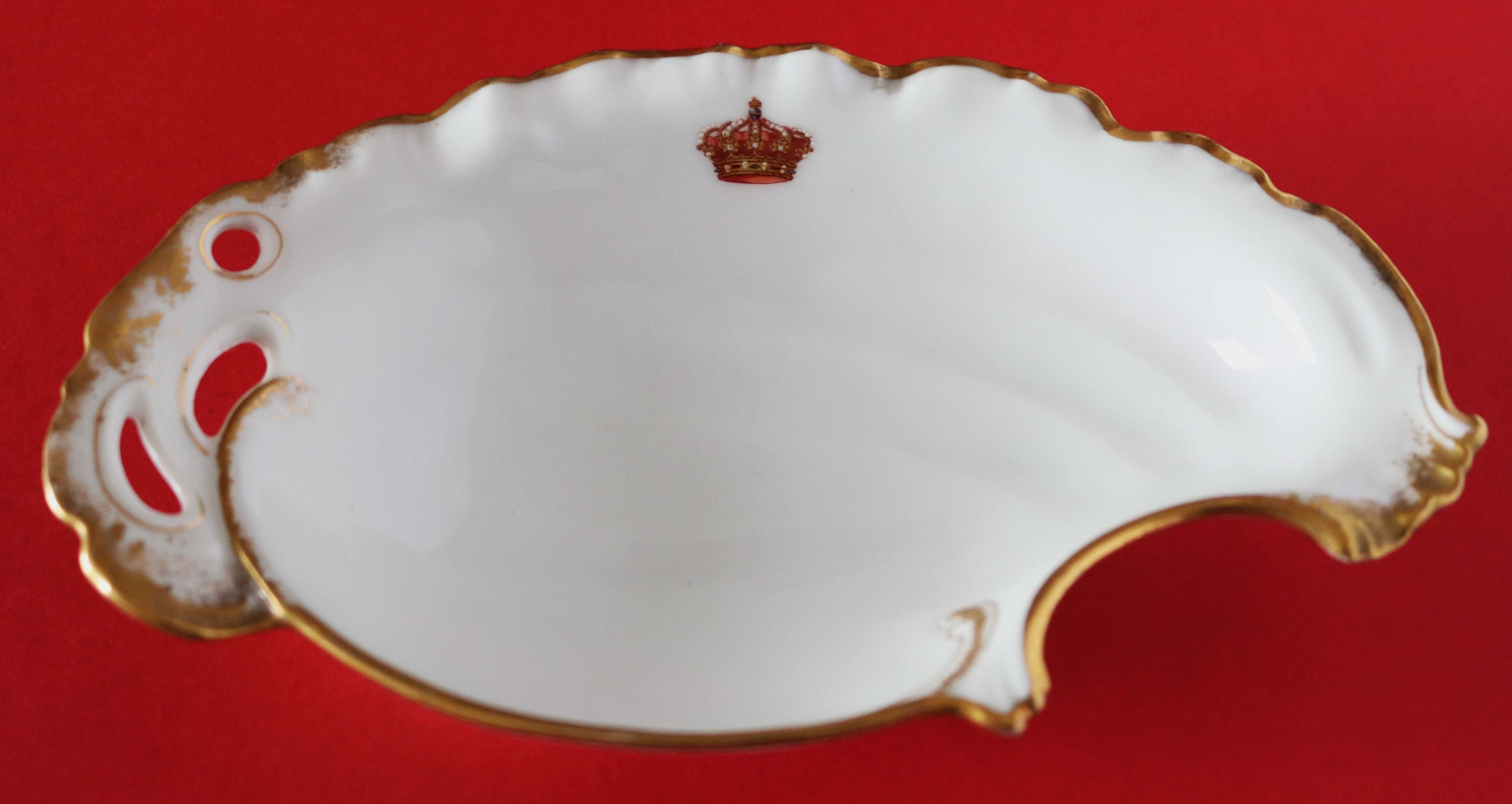 Covilhete serviço de mesa da Casa Real porcelana Limoges