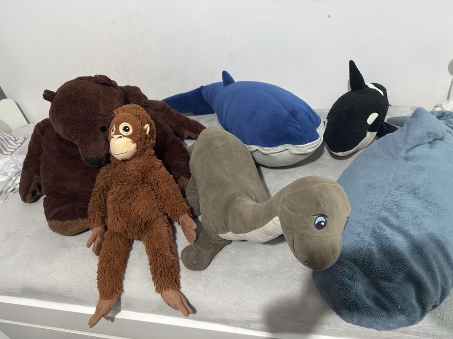 Lote de peluches grandes ikea