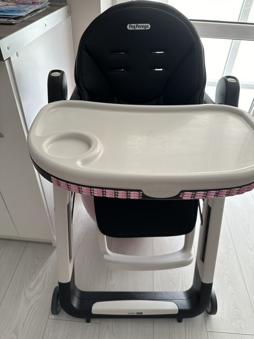 Дитячий стілець для годування Peg Perego