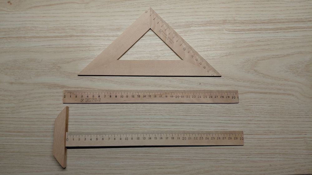 Przybory kreślarskie drewniane, PRL