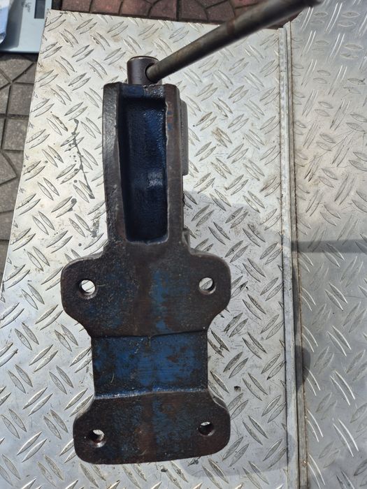 Konkretne imadło ślusarskie Niemcy okazja!