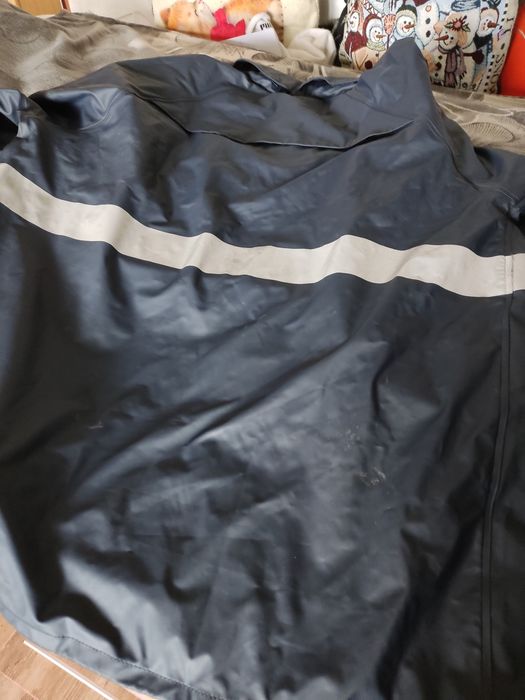 Kurtka przeciwdeszczowa GrossVenor