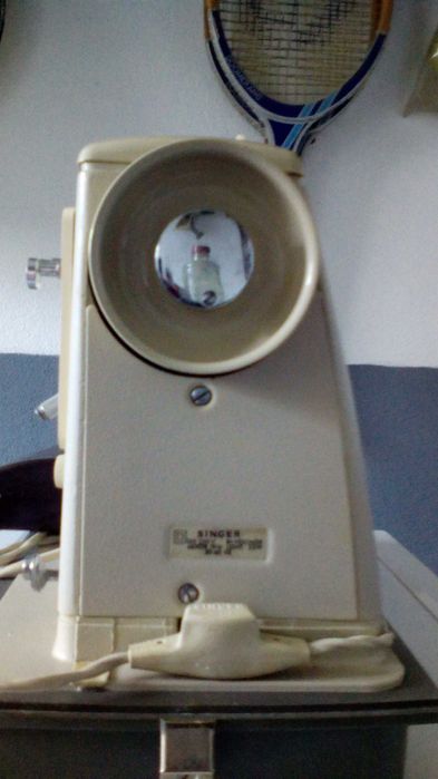 Máquina costura Singer vintage 1970