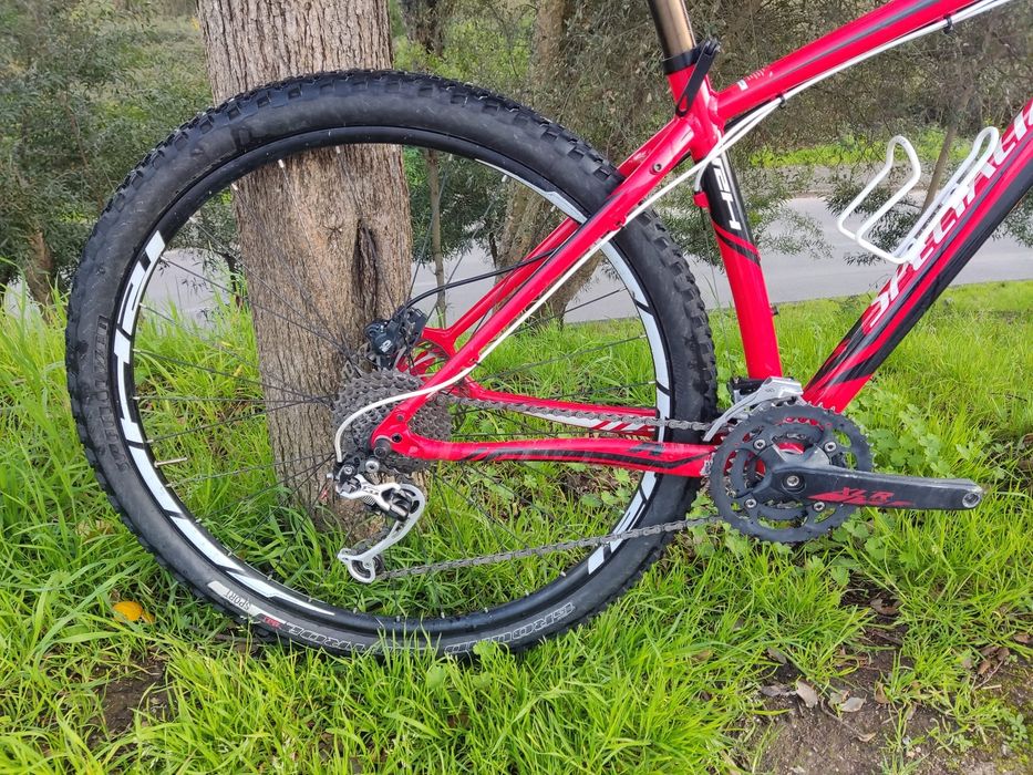 Specialized m 29 com rock shox reba