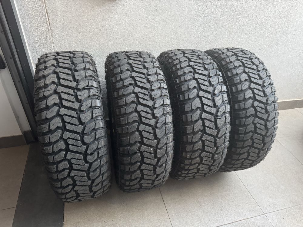 Pneus Novos 275/60 r20