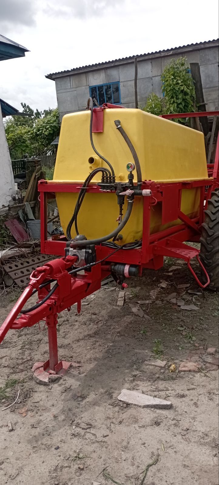 Продам обприскувач дуже добрий стан!!!