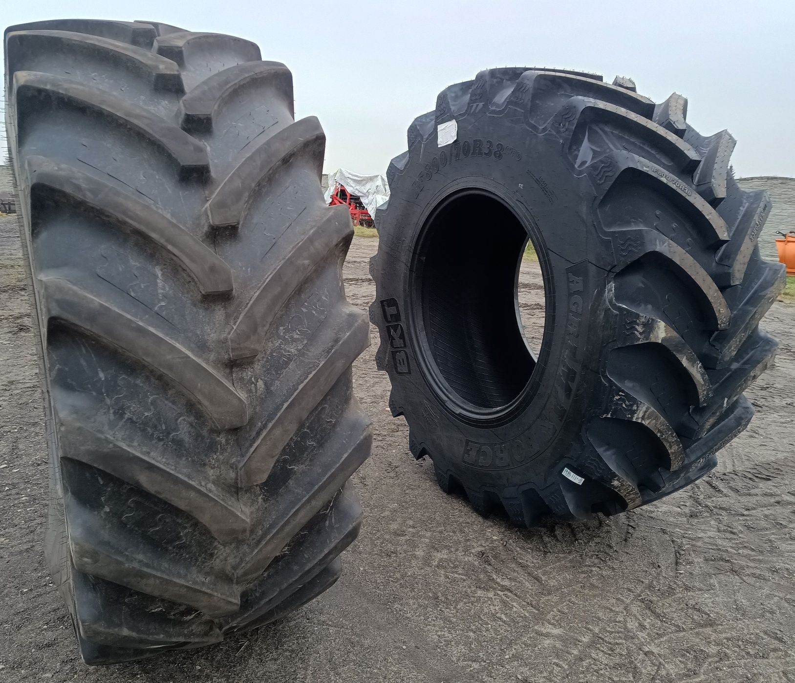 800 70 r38 bkt jak nowe para cena za komplet