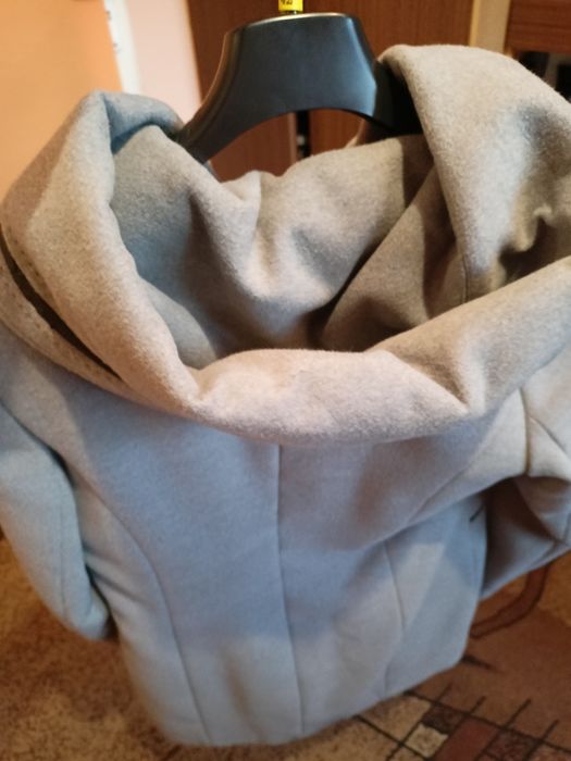 Płaszcz na zimę, rozmiar 38