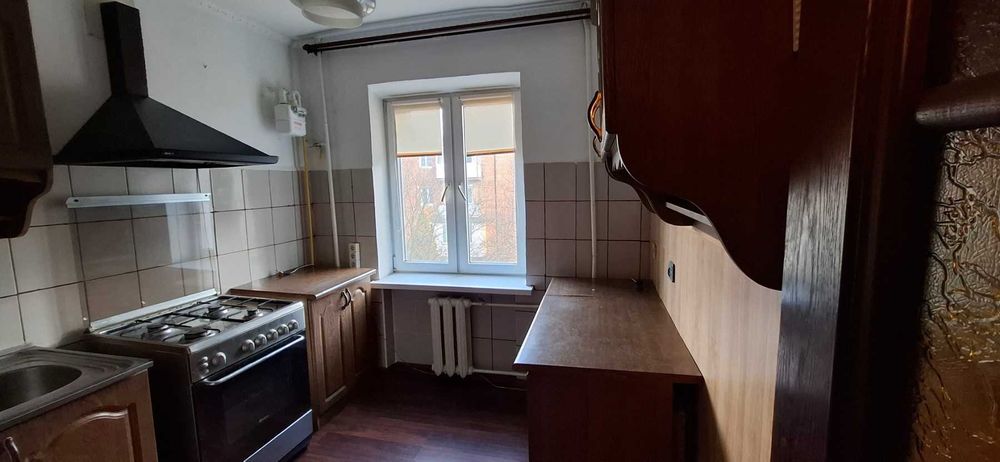 Продається 2 кімнатна квартира в цегляному будинку м.Бурштин