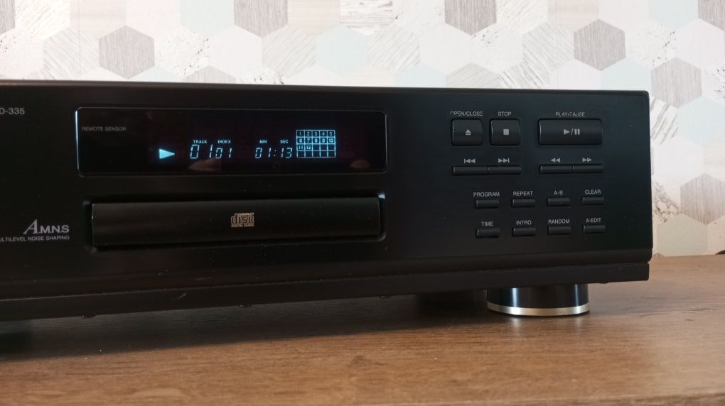 Odtwarzacz CD Denon DCD-335