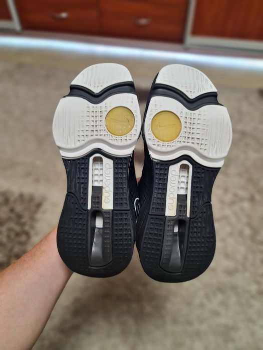 Оригинальные кроссовки Nike Air Zoom Superrep 3, 42р. 27см.