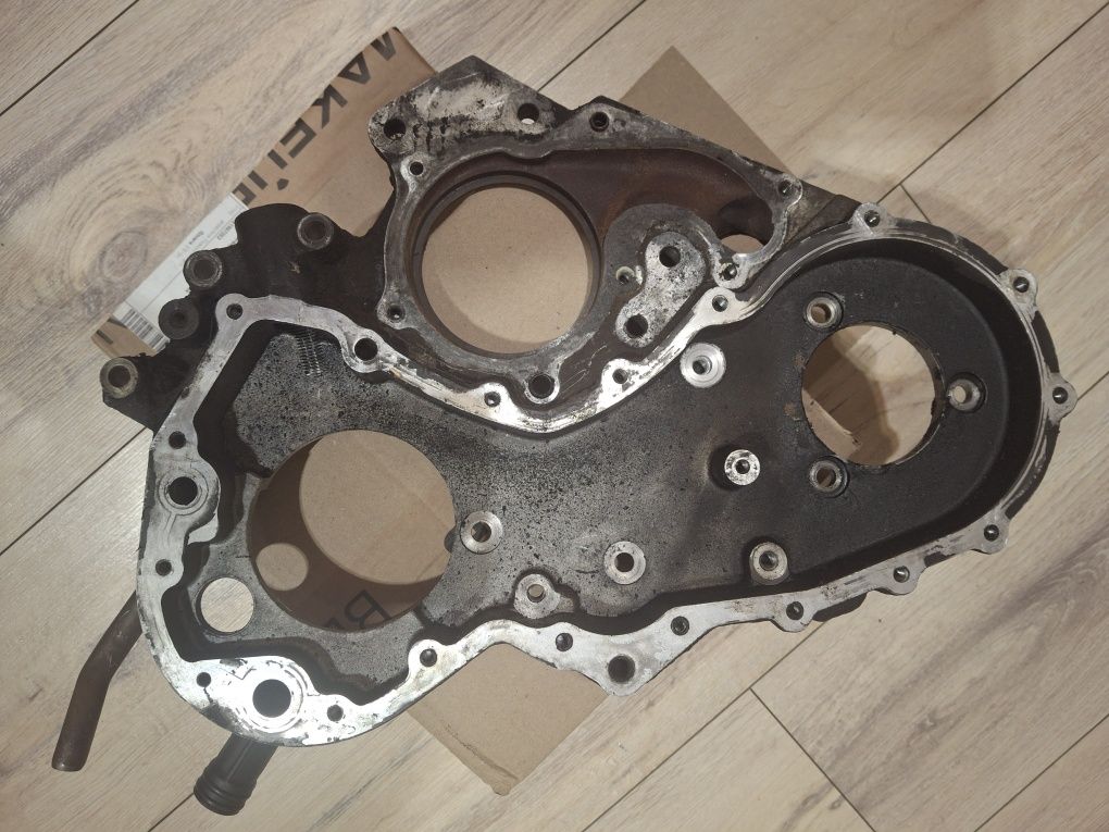 Крышка двигателя Ford Focus 1.8 tdci