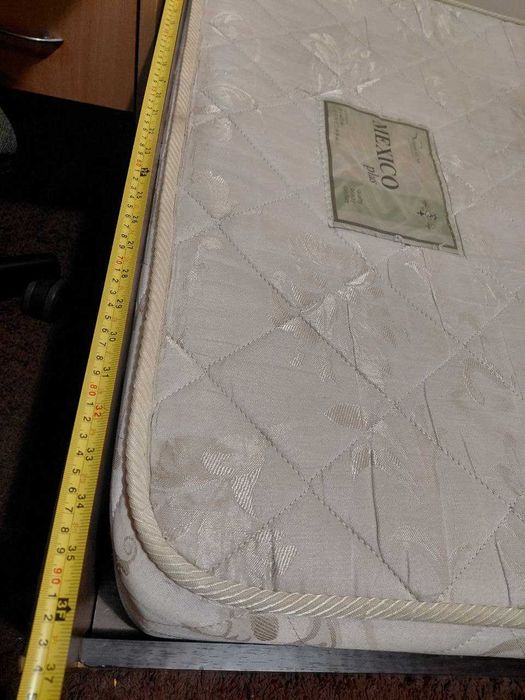 Ліжко з матрацом 90 х 190 см