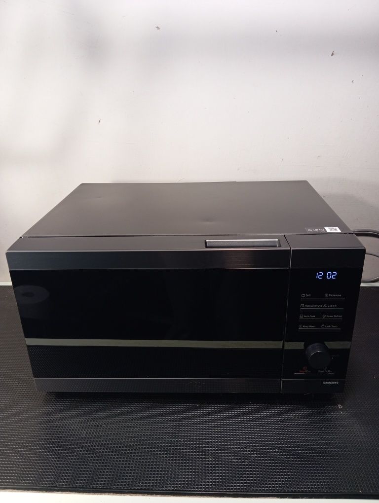 Samsung MG23DG4524AGE1 kuchenka mikrofalowa z grillem, 23 l, 800 W