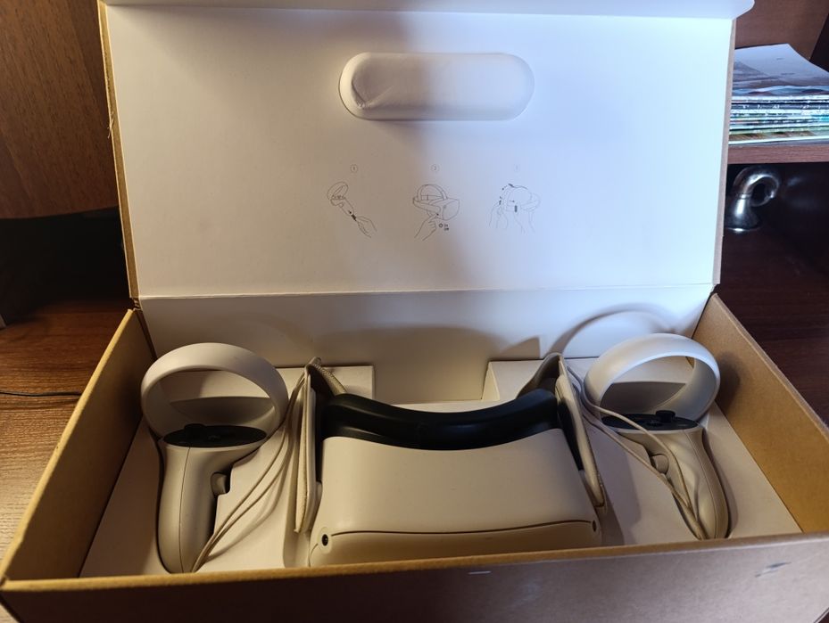 Продаю окуляри віртуальної реальності Oculus quest 2