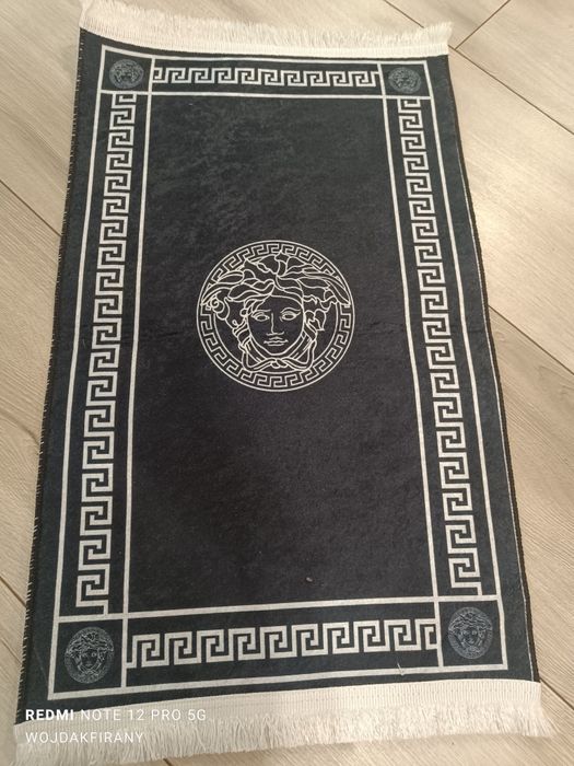 Dywanik czarno złoty 55*80cm antypoślizgowy turecki