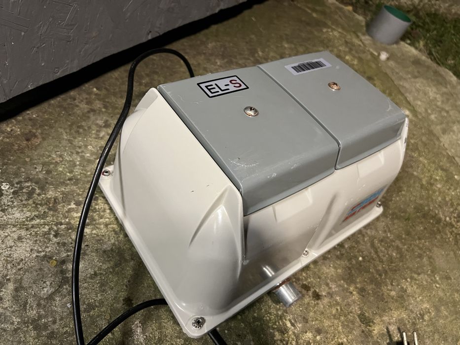 Повітряний компресор - аератор SECOH E-L-200w