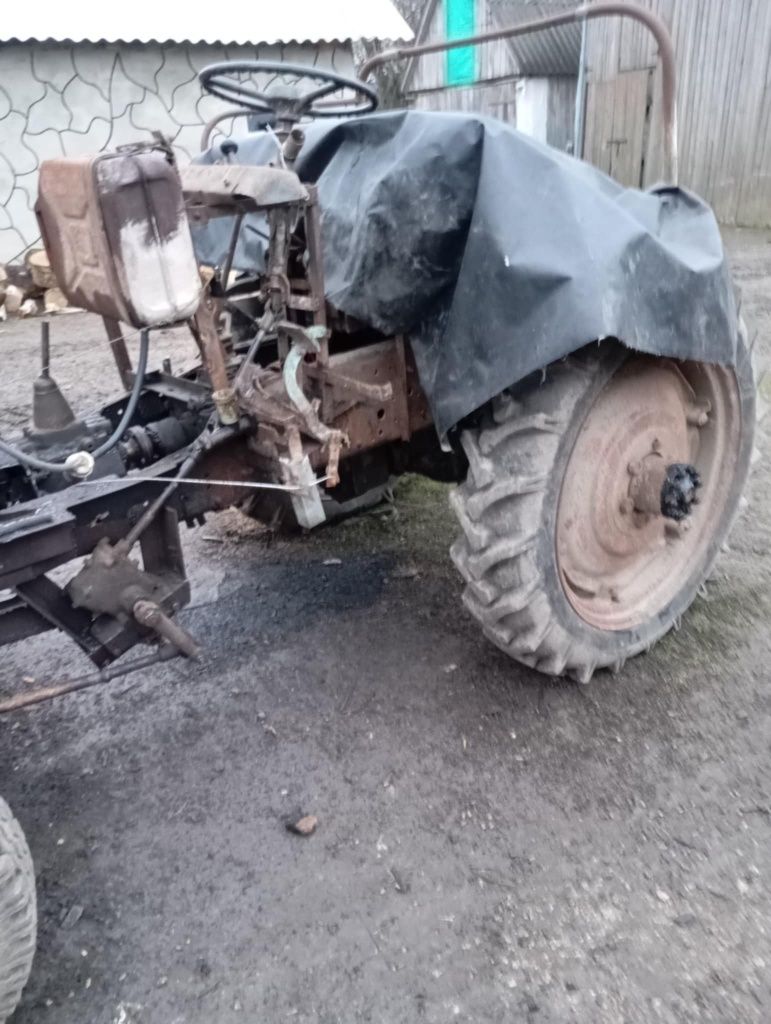 Продам трактор в робочому стані