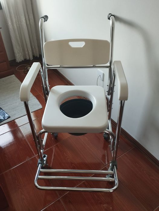 Cadeira sanitaria