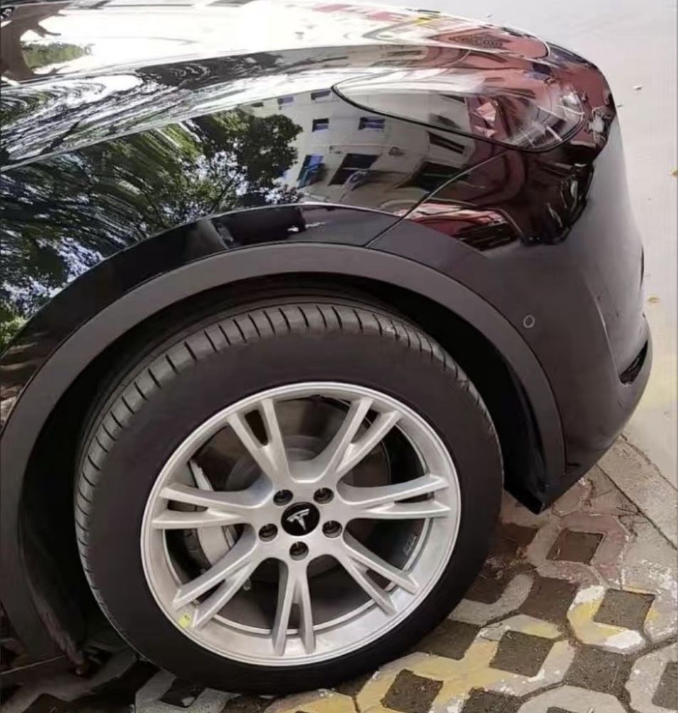 Комплект ковпачків для коліс (дисків) Tesla Model 3/Y