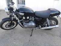 Triumph Thruxton 900