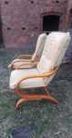 Fotele kremowe drewniane