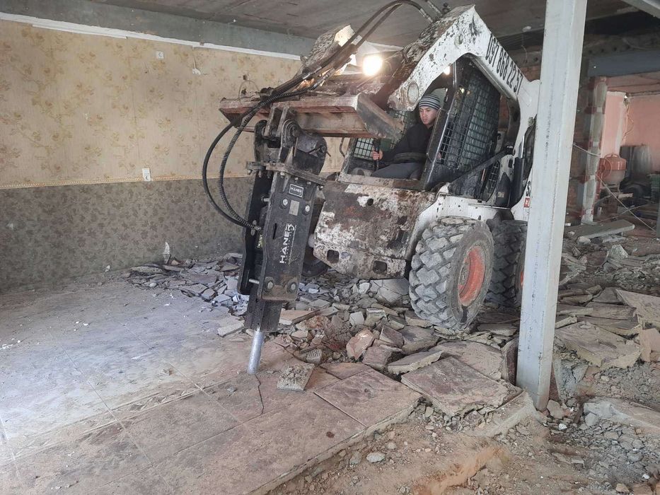 Гідромолот, гідробур на базі бобката або JCB  Вінниця екскаватор