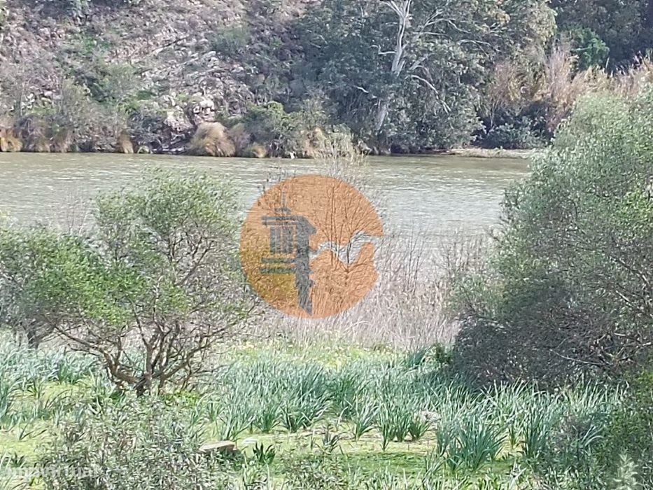 Terreno Rustico Com 1.520 M2 - Junto Ao Rio Guadiana - Alcoutim - A...