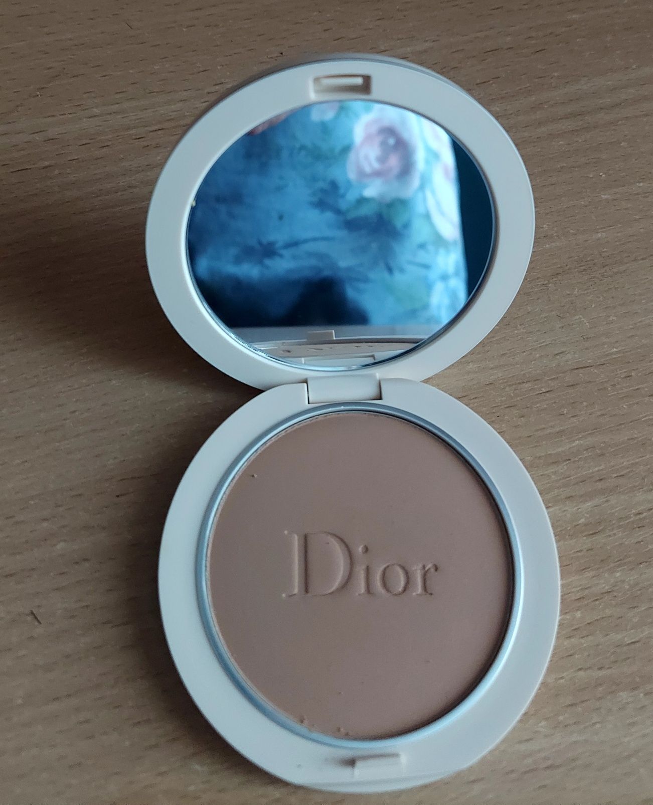 Бронзова пудра від Dior