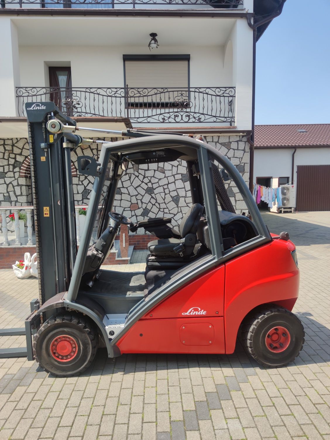 Wózek widłowy Linde H25 z    UDT
