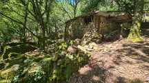 Terreno com várias ruínas na Serra de Lousã