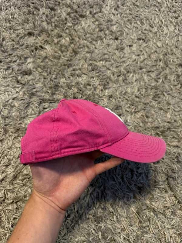 Różowa czapka z daszkiem New Era 9Forty - One Size