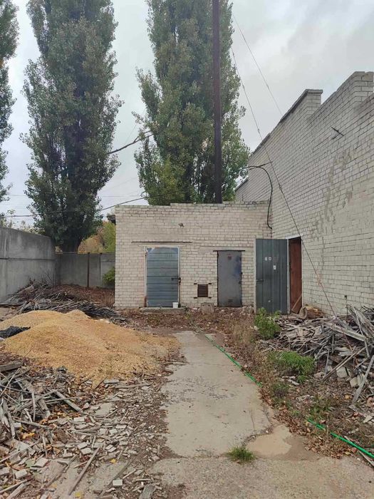 Продам   Комерцiйне виробничо складське примiщення   вул.Дрозда 7