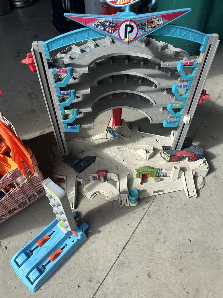Hot wheels oficina