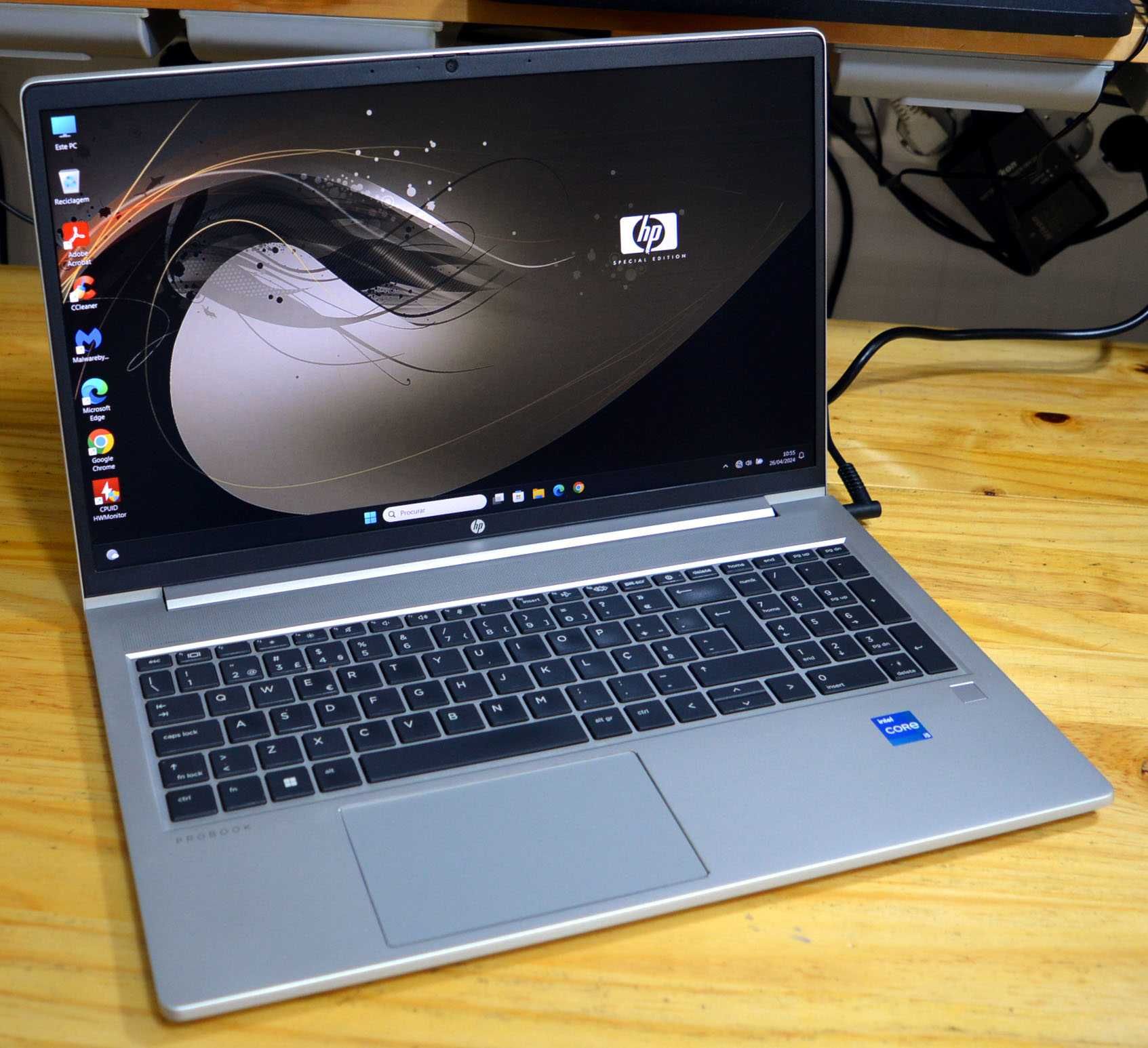 HP Aluminium - 11Th i5 4.20Ghz - 24GB DDR4 - Intel Iris - 512GB C/Novo