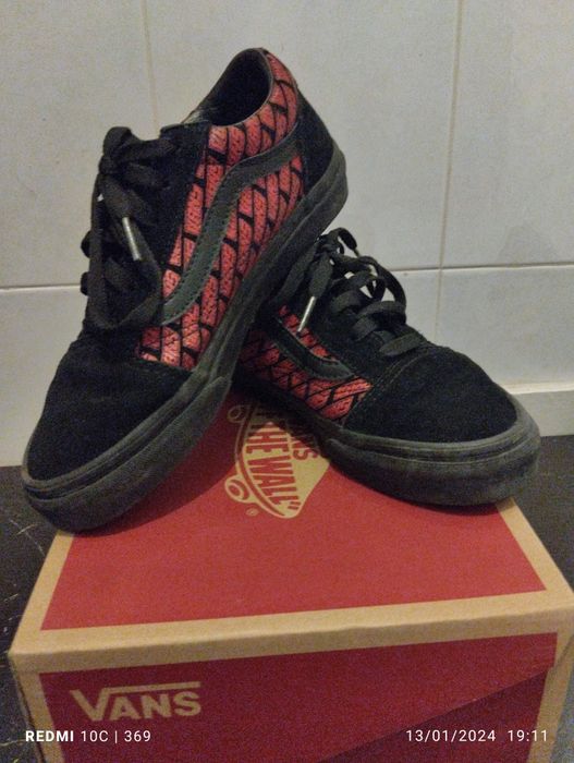 Tennis Vans 35 ½