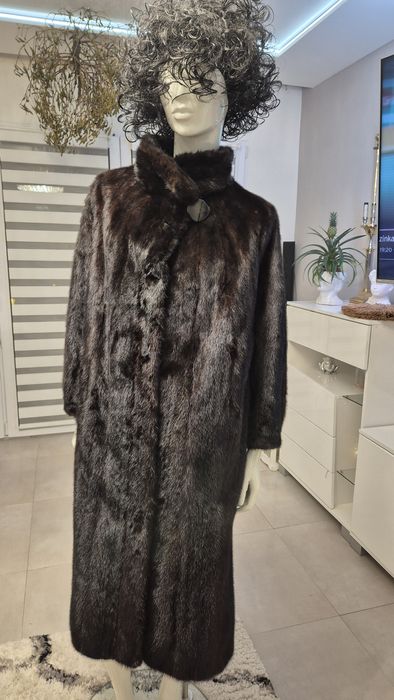 Futro czekoladowe  z norek