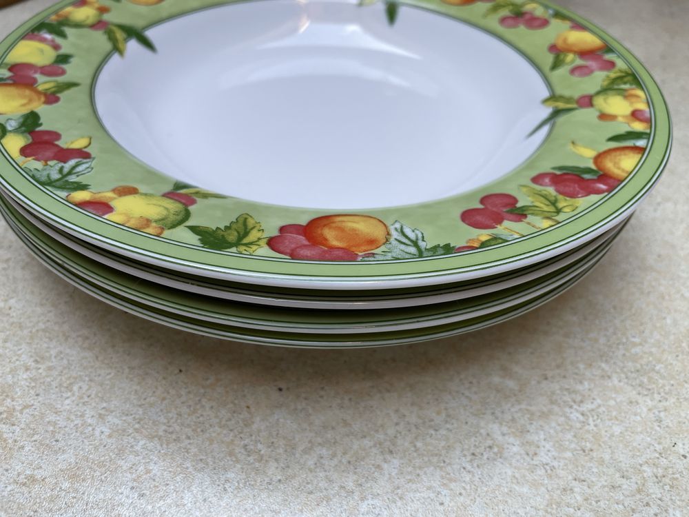 4 szt talerze głębokie nowe porcelana