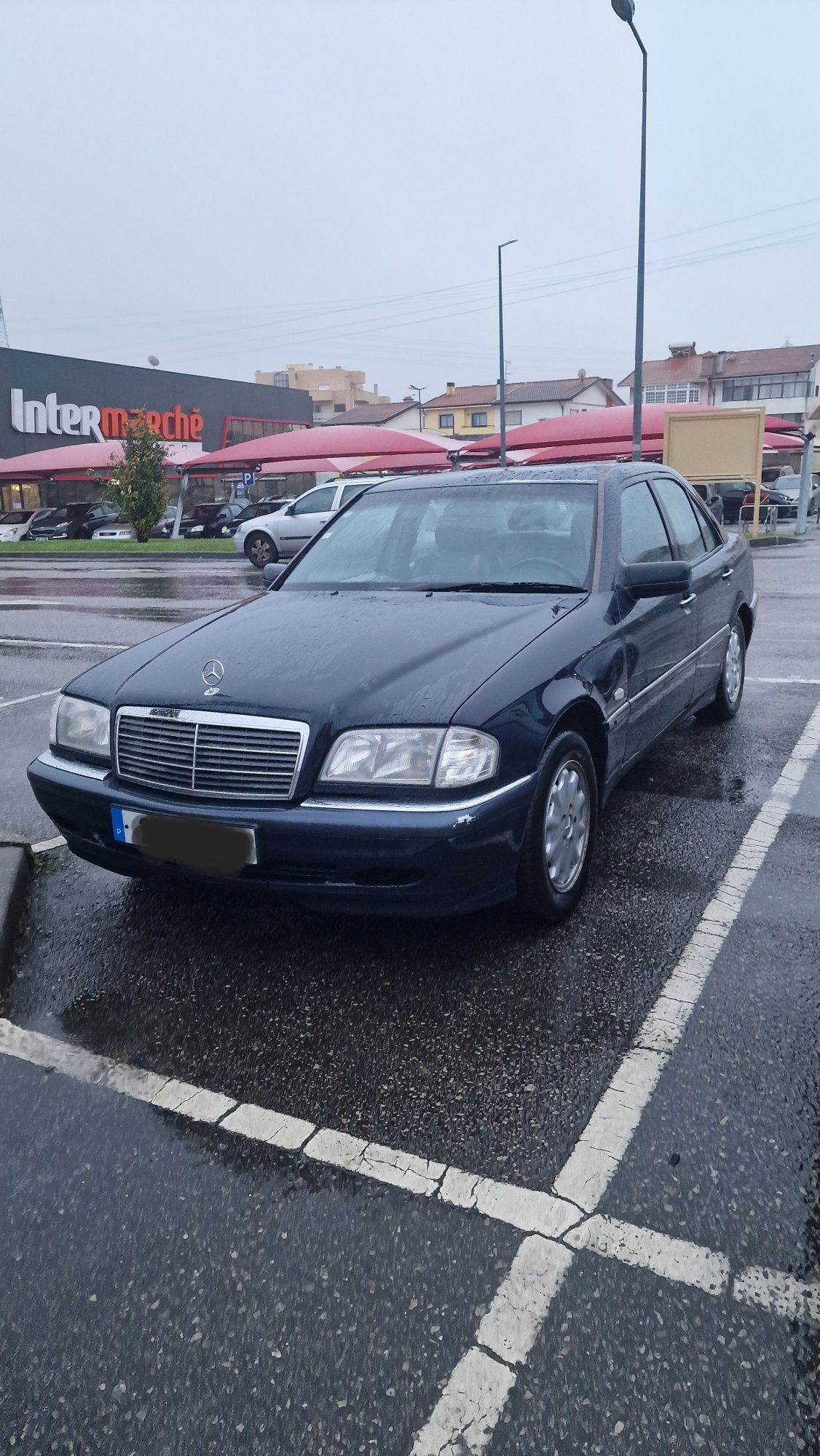 Mercedes Benz C220 CDI caixa automática