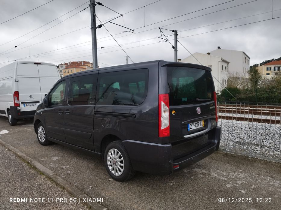 Fazendo transporte de passageiros