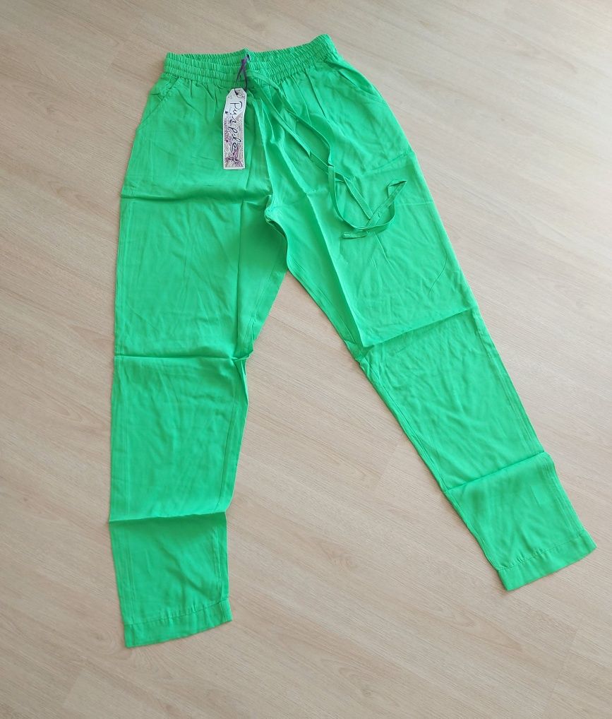 Calça verde fluorescente