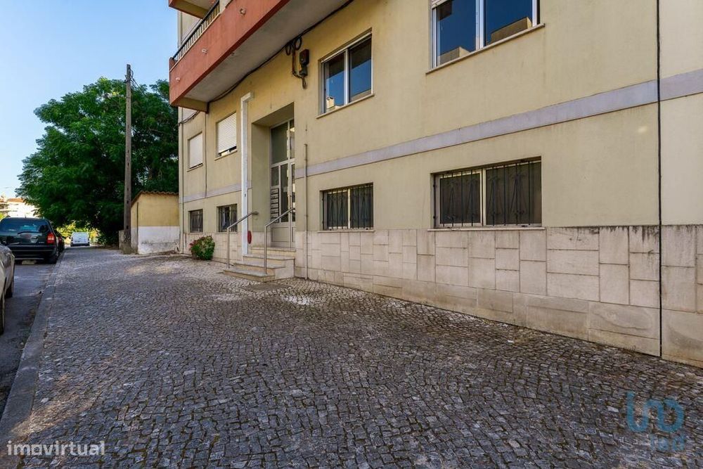 Apartamento T2 em Tomar (São João Baptista) e Santa Maria dos Olivais
