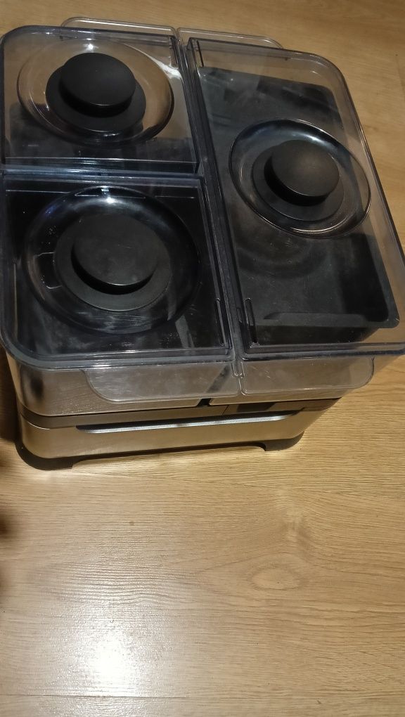 Urządzenie do gotowania na parze - parowar Morphy Richards 48780