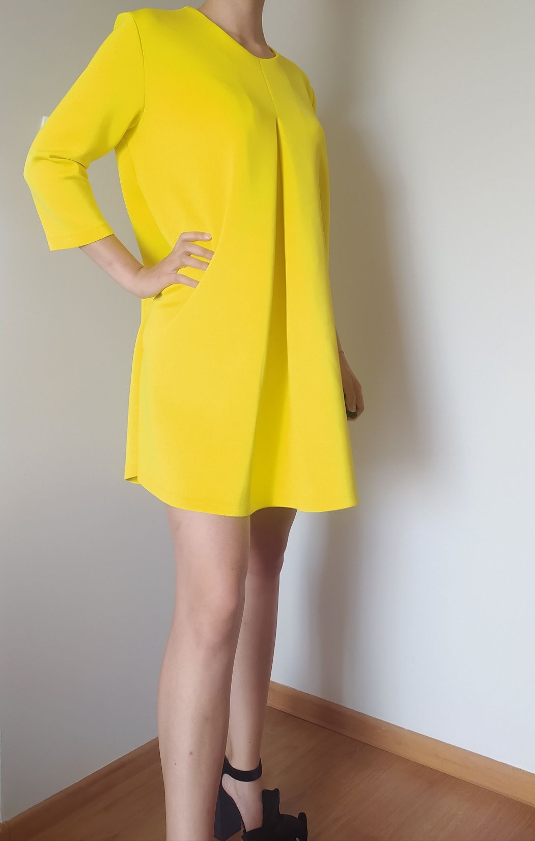 Żółta sukienka letnia 2022 WYPRZEDAŻ