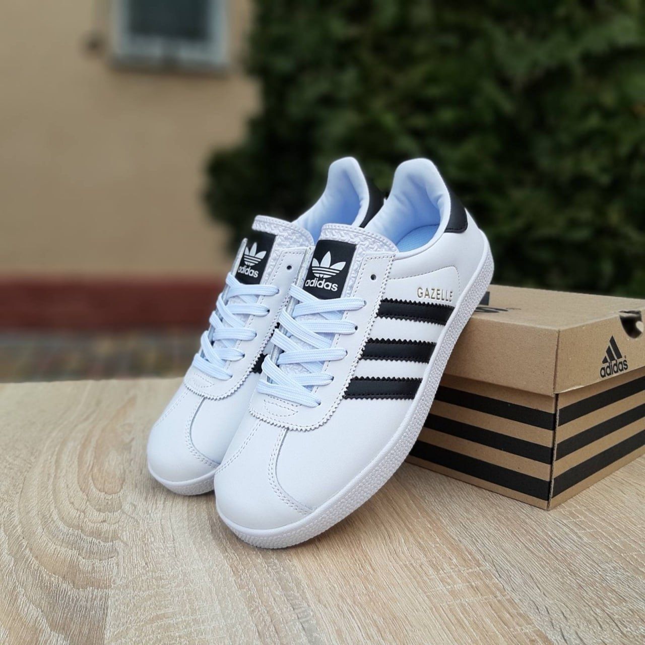 Adidas Gazelle білі кросівки жіночі адідас адидас кроссовки газели