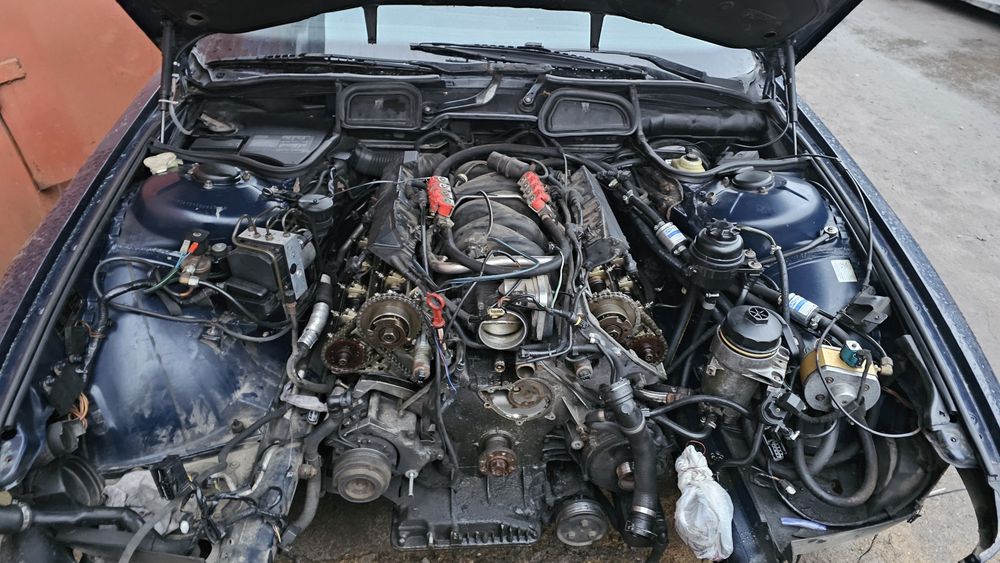 BMW 7 series E38 2001 3.5 V8