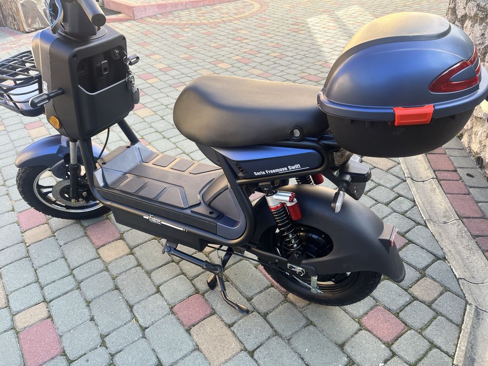 Електроскутер  Demo 800w