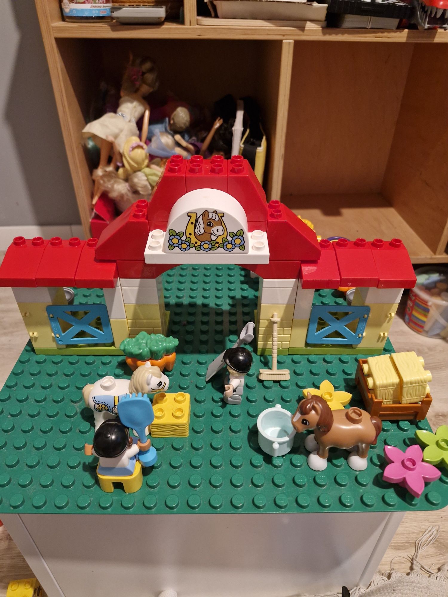 Lego Duplo stajnia, pudełko z serduszkiem+ grati